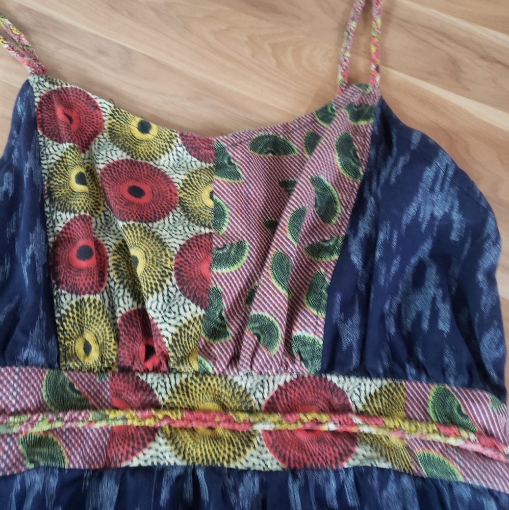 Dress - Picture 2 of 5